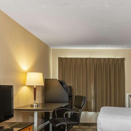 Comfort Inn Swift Current Exterior foto